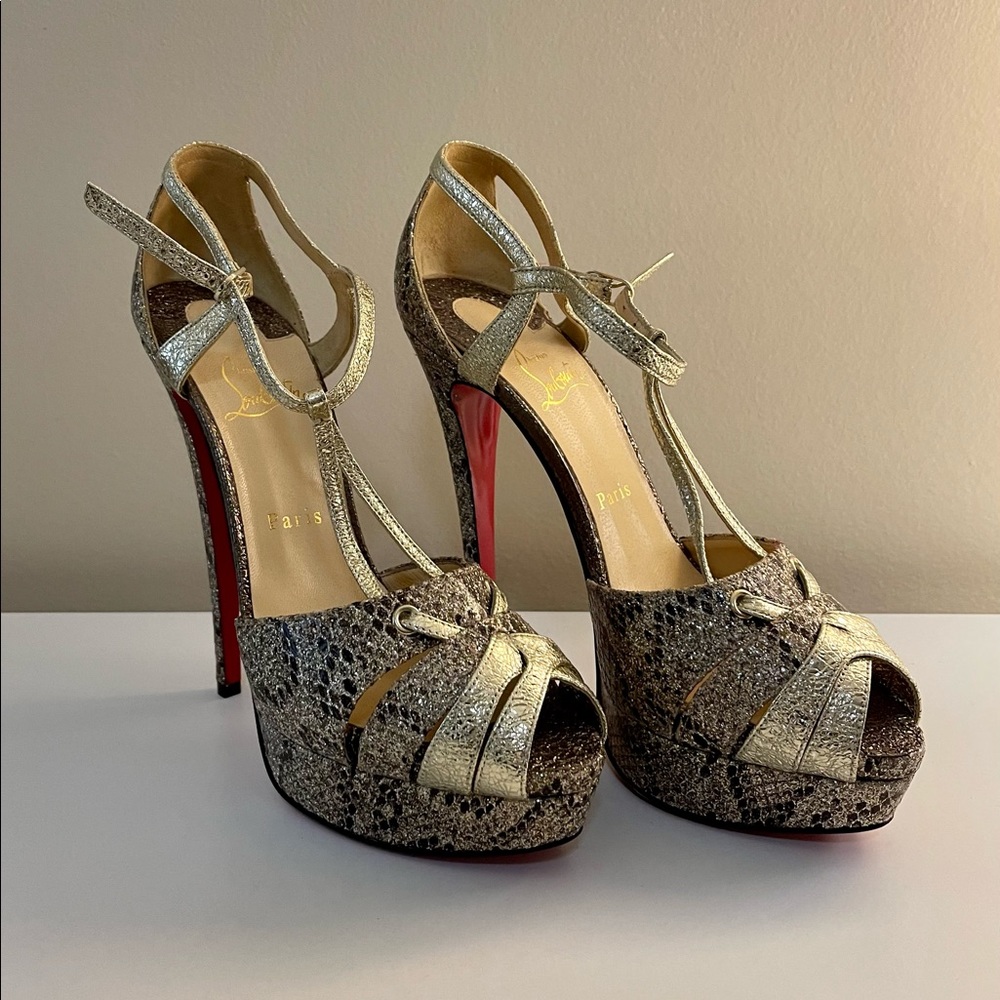 Christian Louboutin Glennalta perfect for the holidays, weddings, or just glam.